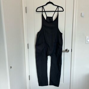 BLACK JUMPSUIT SIZE SMALL